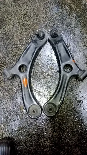 Suzuki Alto Control Arm