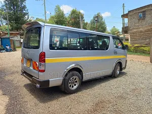 Toyota Toyoace 2010 Silver