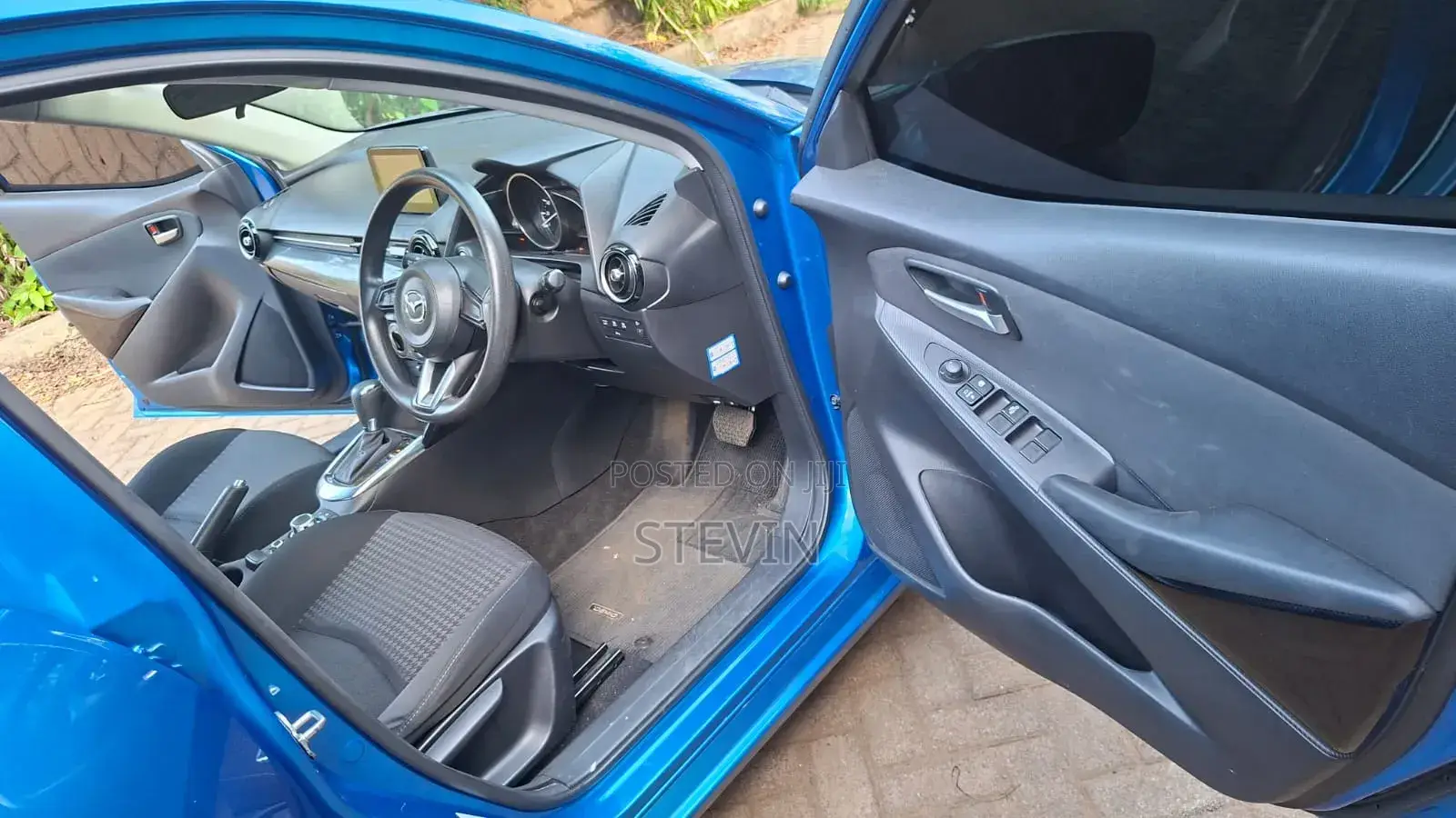 Mazda Demio 2018 Blue