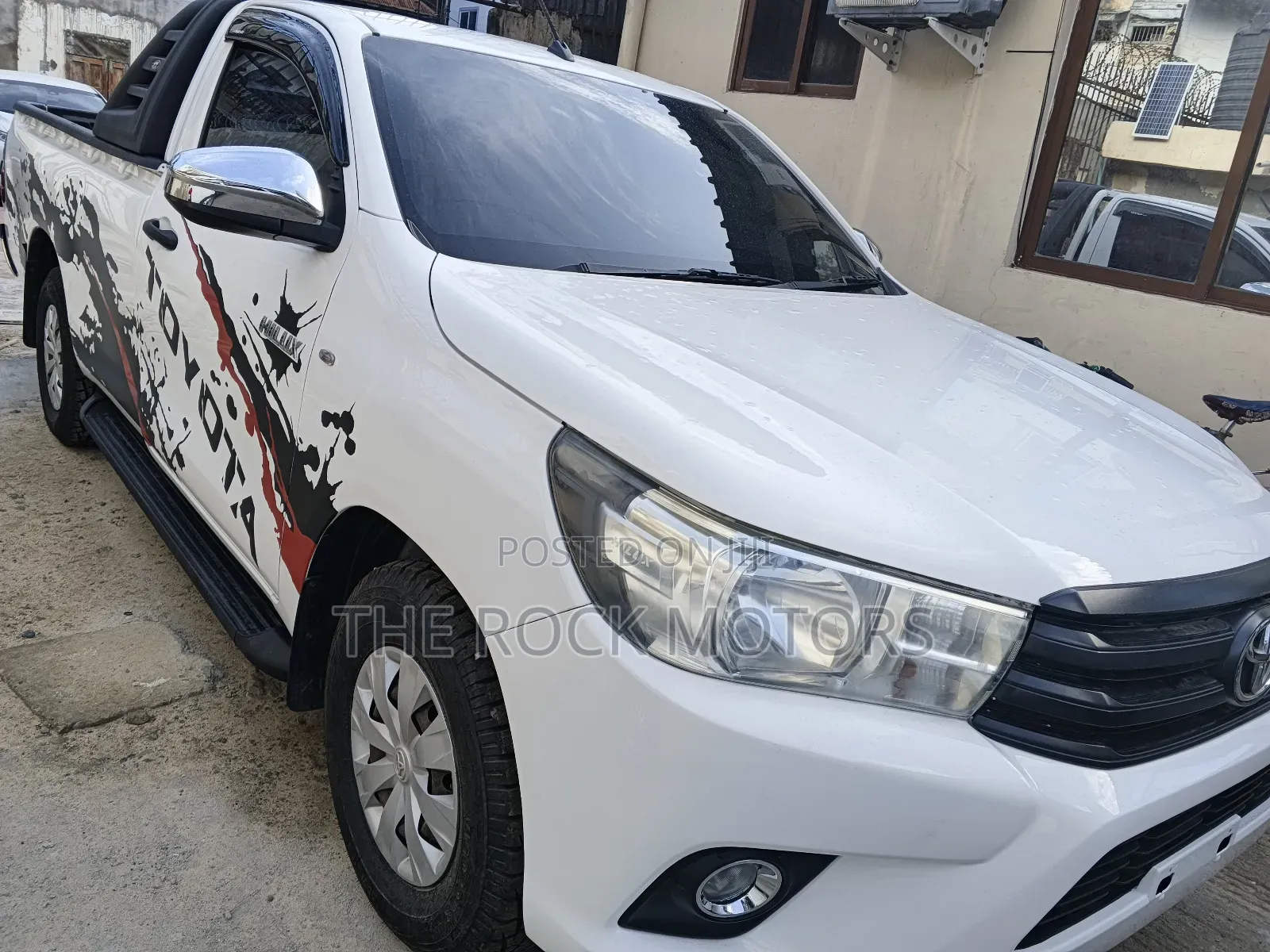 Toyota Hilux 2019 White