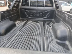 Toyota Hilux 2019 White