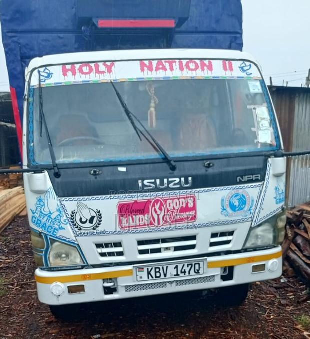 Isuzu 4.3 NPR Local - thumbnail 4