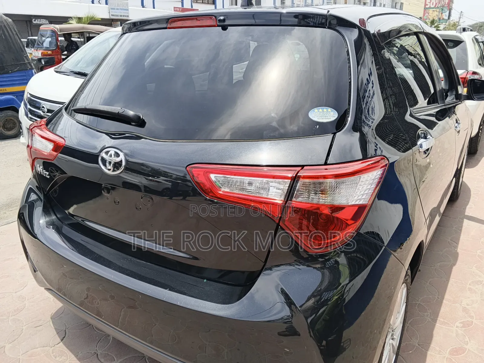 Toyota Vitz 2019 Black