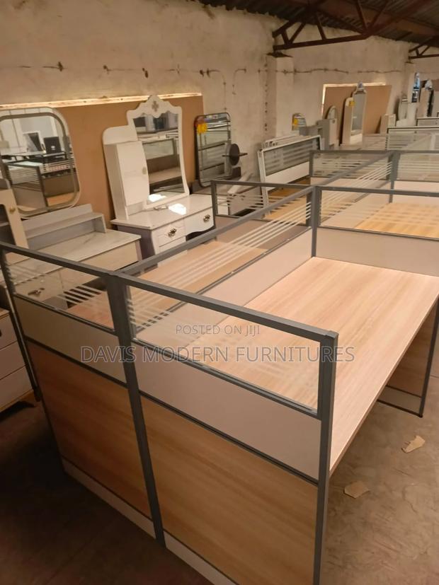 Working Station and Durable Metal