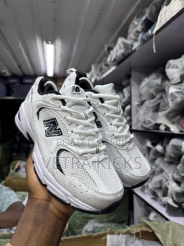 New Balance Black White Sneakers – Men Women Comfort Shoes
