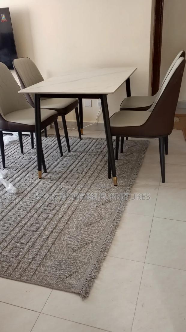 Draining Table With 4 Chairs - thumbnail 2