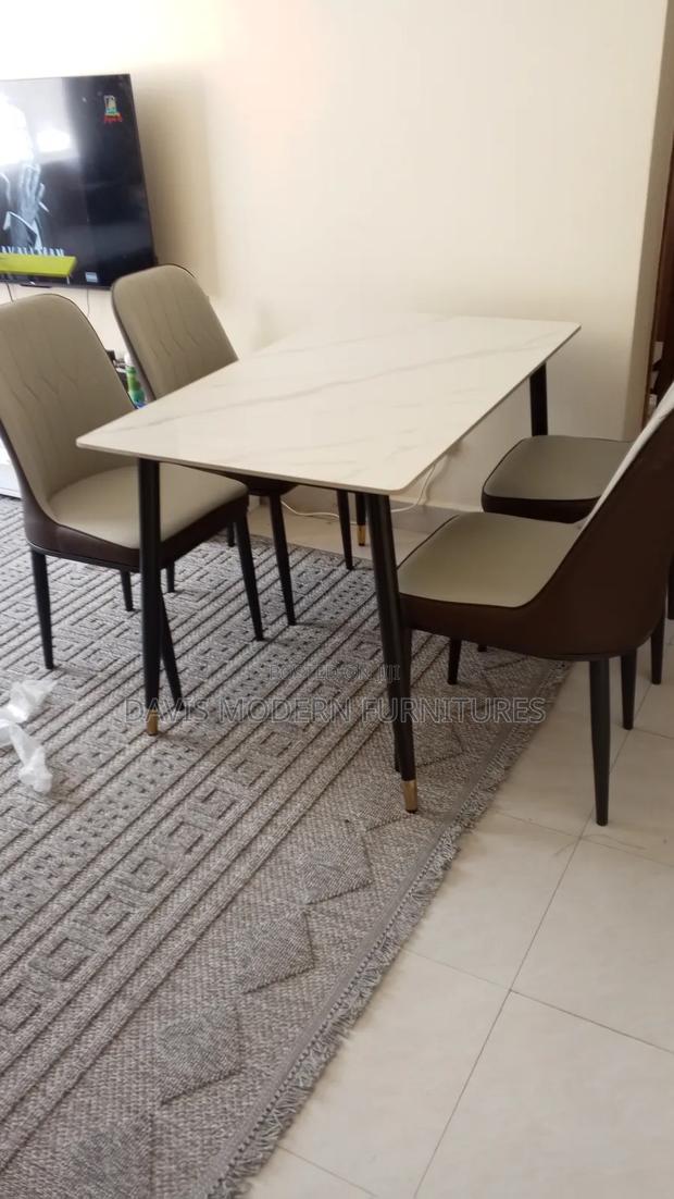 Draining Table With 4 Chairs