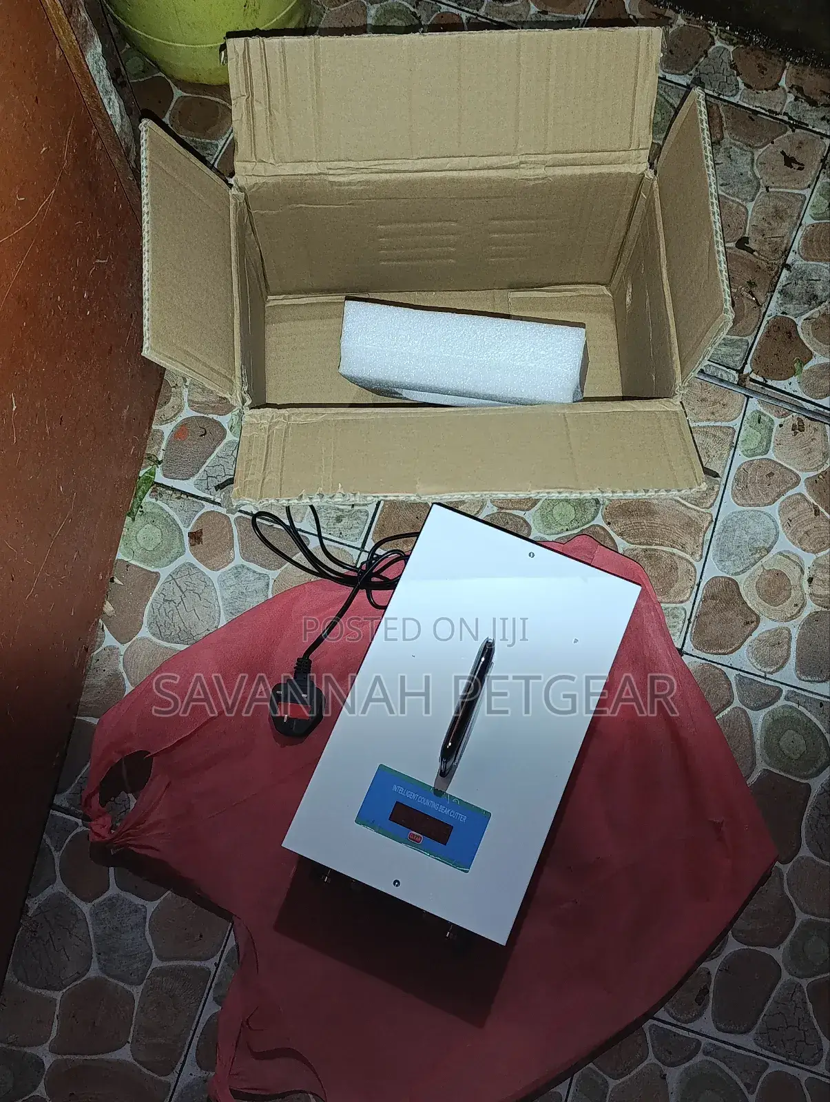 Intelligent Counting Beak Cutter, for Automated Poultry Beak Trimming