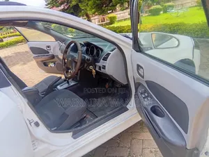 Nissan Wingroad 2006 White