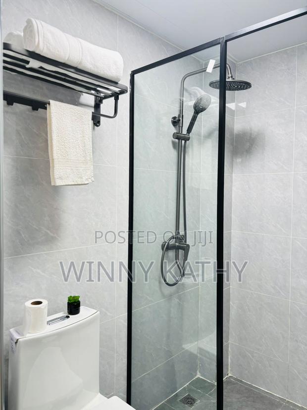 One Bedroom Airbnb in Westlands Sarit Centre - thumbnail 10