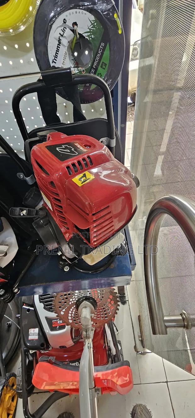 4-stroke Petrol Brush Cutter Engine - main view