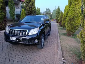Toyota Land Cruiser Prado 2.7 i 2012 Black