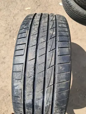 Durun Tyre 215/45r18