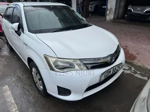 Toyota Axio 1.5 Hybrid 2WD 2016 White