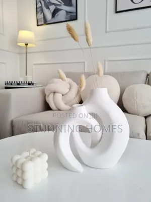 Luxe Interlocking Vases