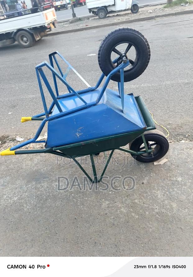 Wheelbarrow - main view