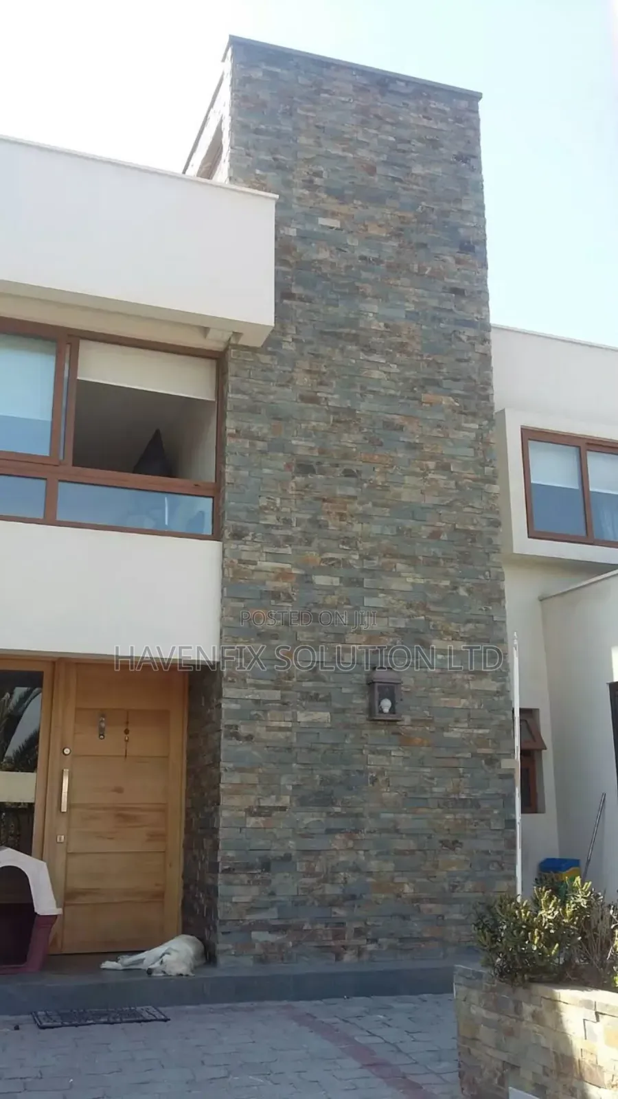 Mazeras Stone Walls Exterior