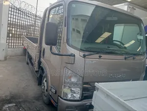 Isuzu NPR 85 Open Body