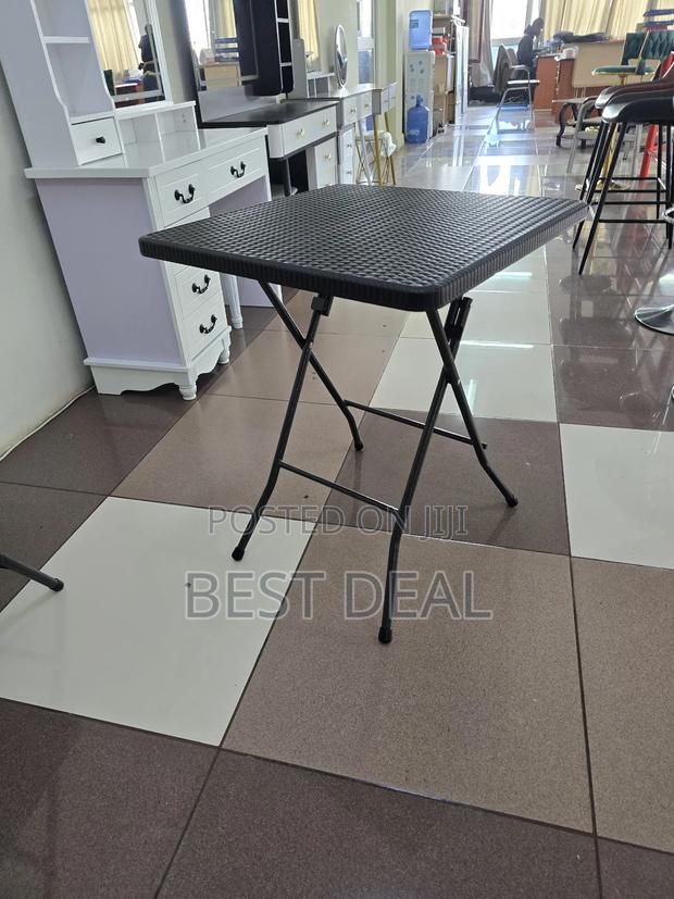 Folding Table