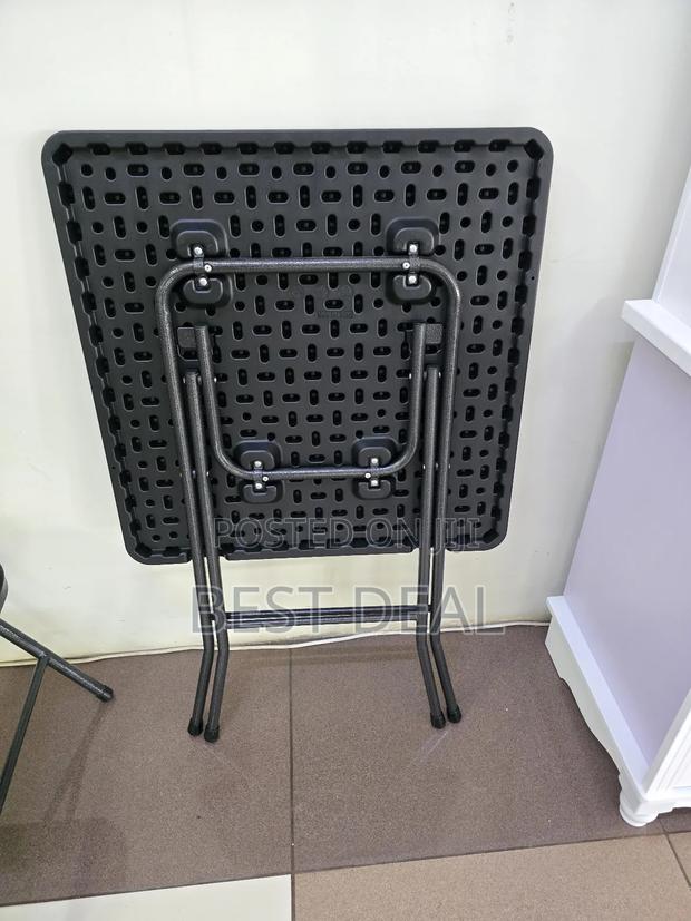 Folding Table - thumbnail 3