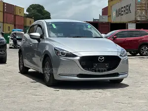 Mazda 2 2019 Silver