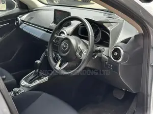 Mazda 2 2019 Silver