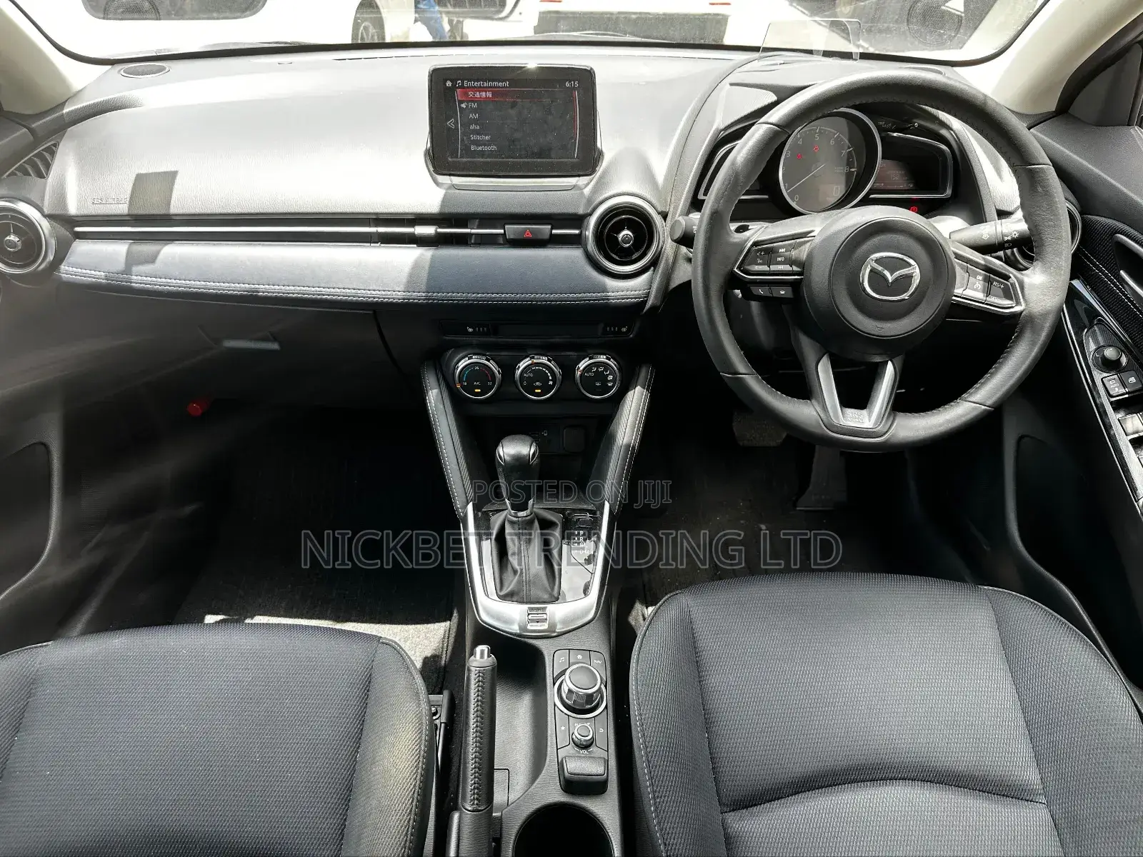 Mazda 2 2019 Silver
