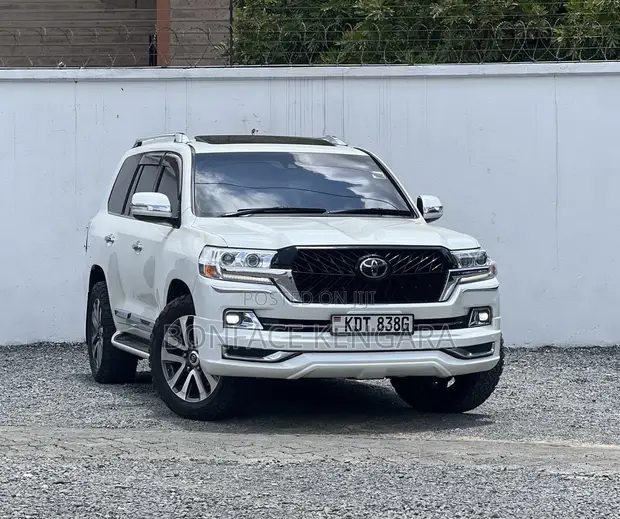 Toyota Land Cruiser 4.6 V8 ZX 2016 White for sale - Bonface
