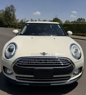 Mini Clubman 2019 White