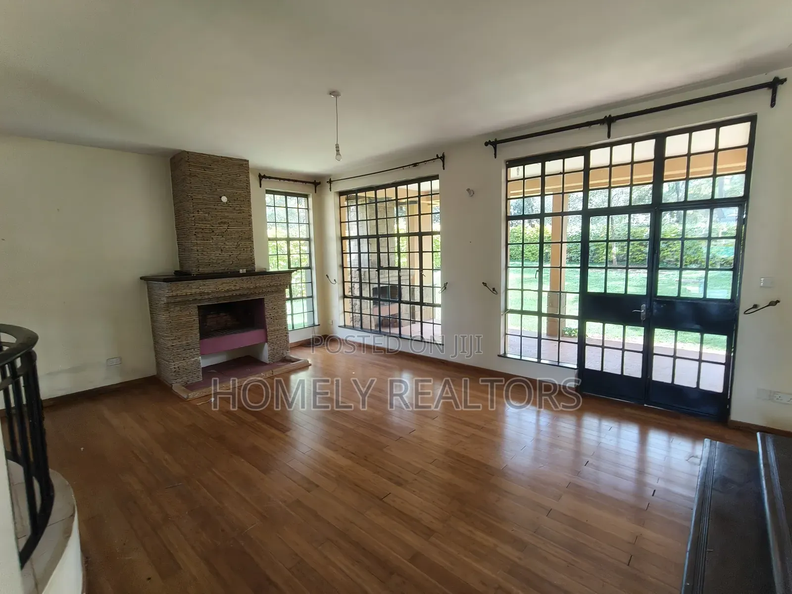5bdrm Mansion in Karen, Nairobi for sale