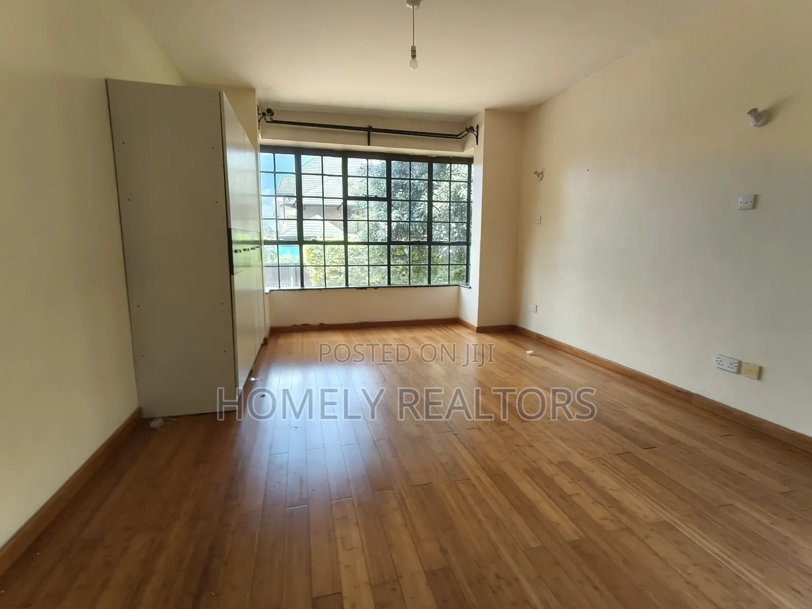5bdrm Mansion in Karen, Nairobi for sale