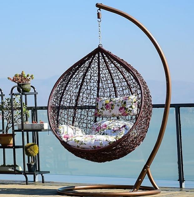 Home Chair : Luxury Rattan Swing Egg Chair - thumbnail 3