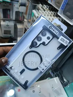 Creative Phone Case Designed for the Samsung Galaxy S22 Ultra.