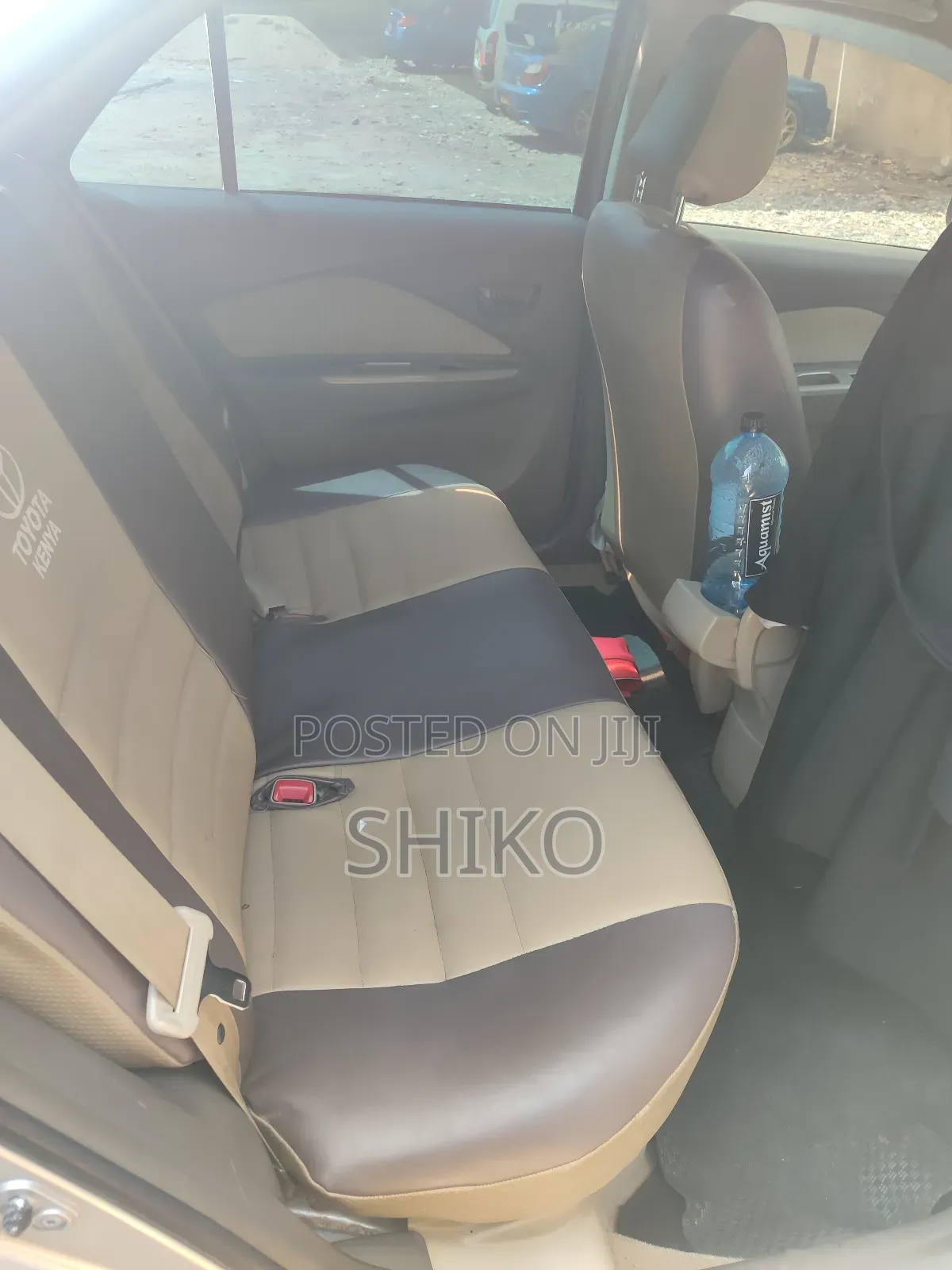 Toyota Belta 2010 Silver