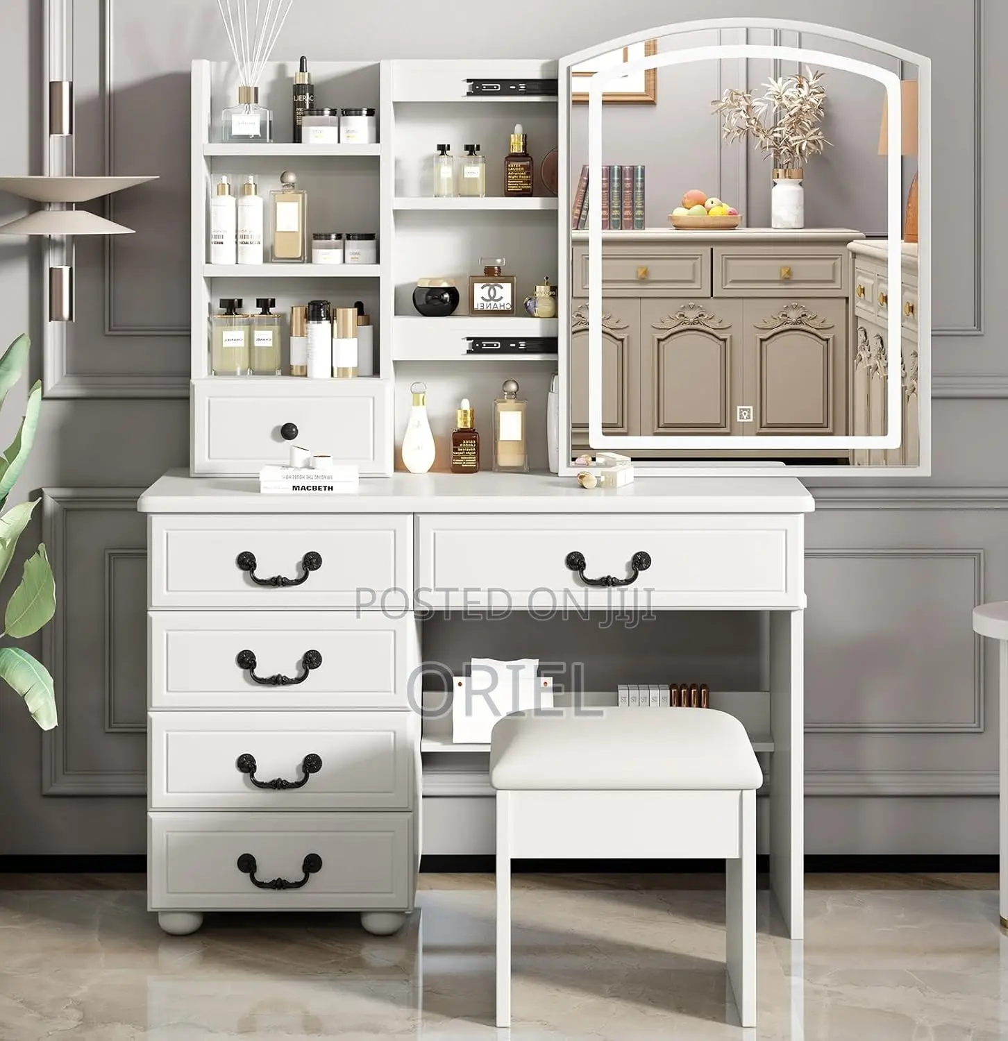 Dressing Tables: Home Makeup Vanity Table With Modern Design