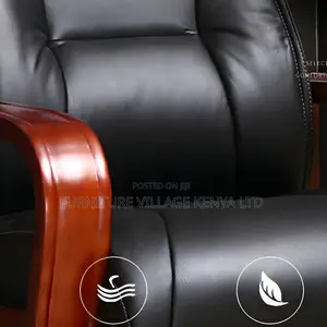 Office Chair; Modern Meeting Room Leather Conference Chair