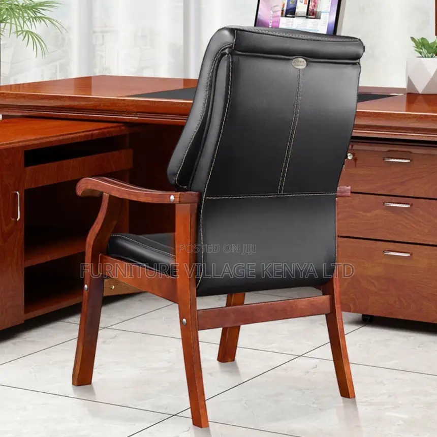 Office Chair; Modern Meeting Room Leather Conference Chair