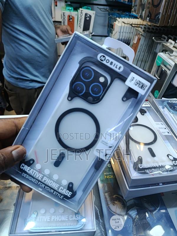 Metallic-Framed Bumper Case for the iPhone 16 Pro Max Designed by Mob - thumbnail 3