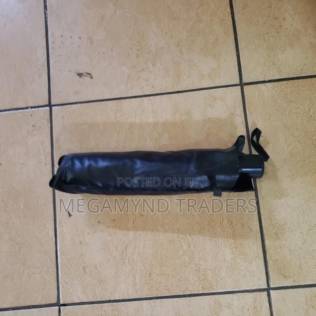Car Dashboard Umbrella / Sunvisor Windscreen Cover - thumbnail 2
