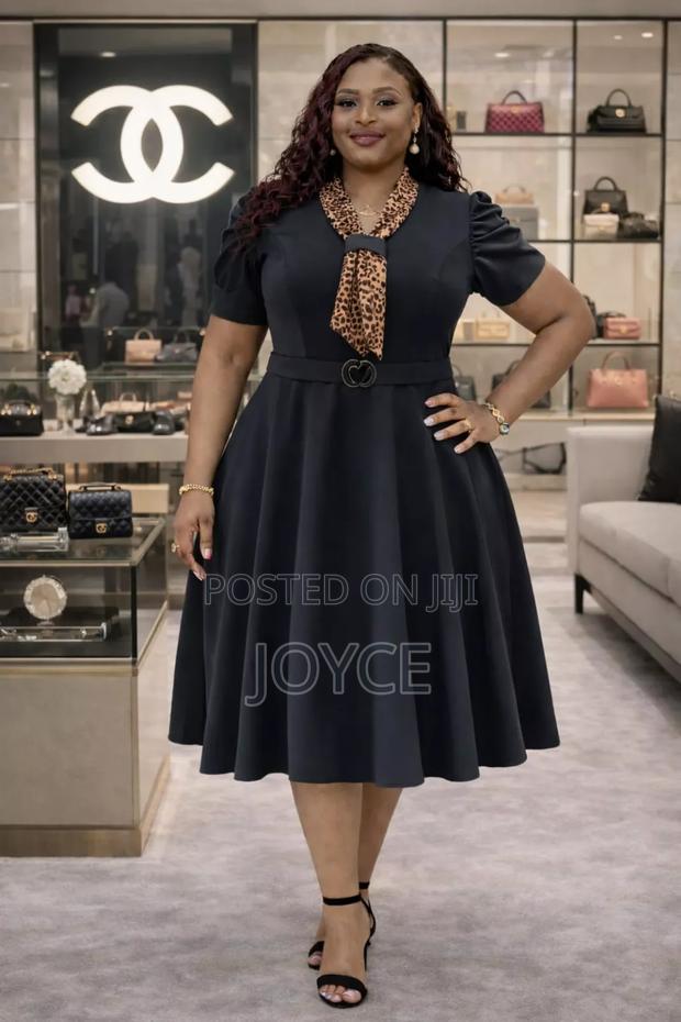Circular Dress With Tie-Like Design - thumbnail 5