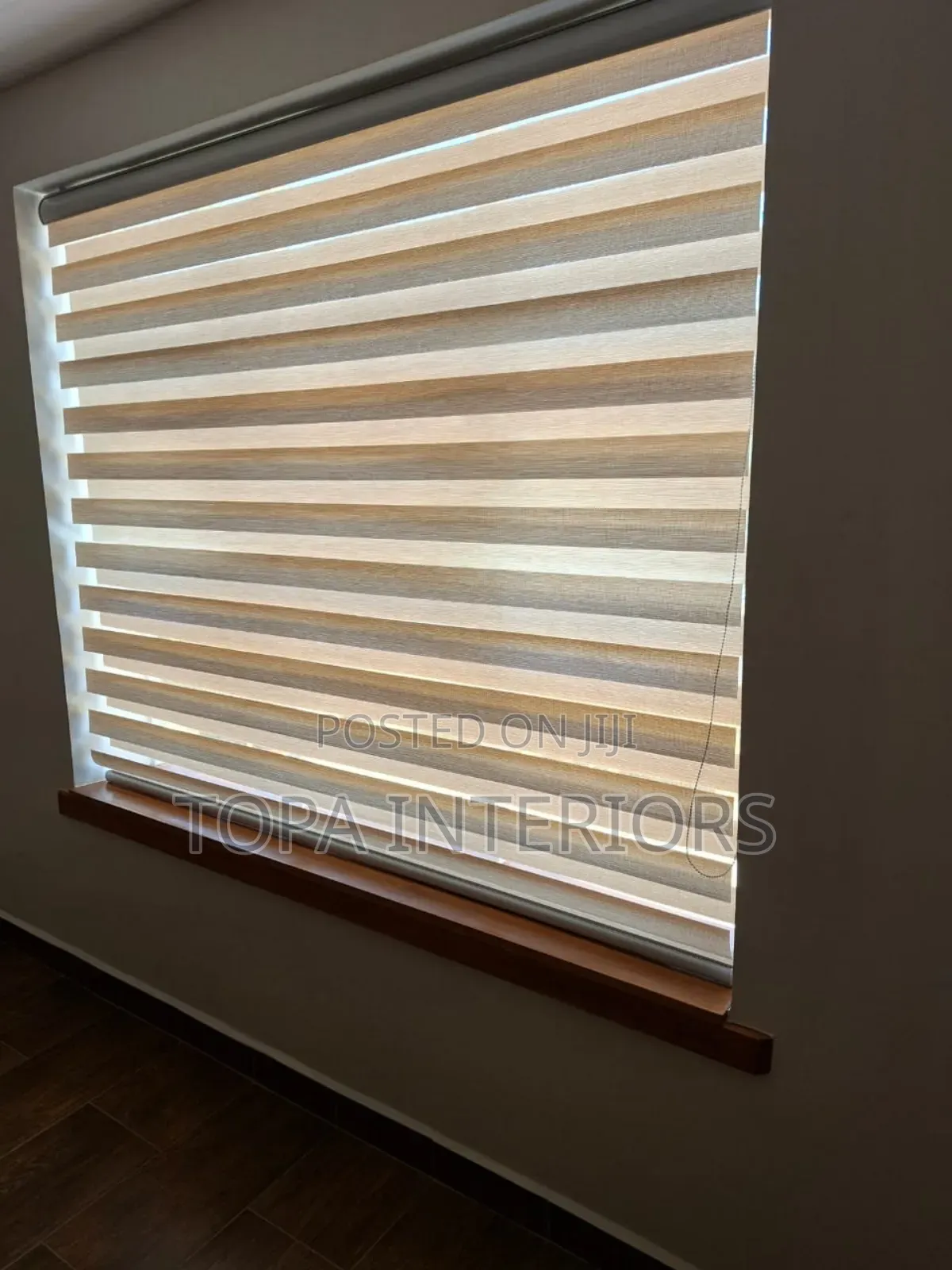 Roll Up and Down Horizontal Roller Blinds