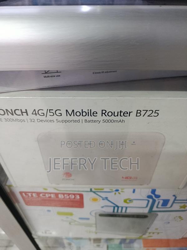 Zonch 4g/5g Mobile Router (Model B725).