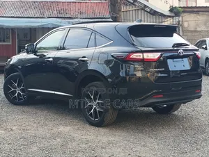 Toyota Harrier 2019 Black