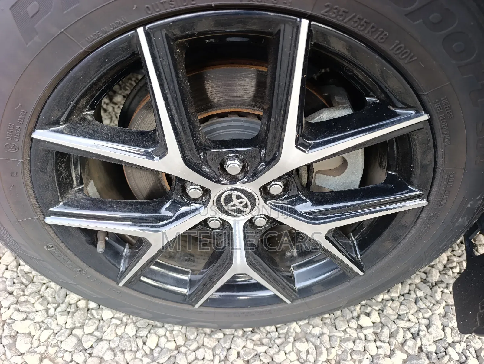 Toyota Harrier 2019 Black