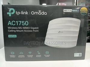 Tp-Link Omada Eap245 Ac1750 Mu-Mimo Gigabit Ceiling Mount Access Point - main view