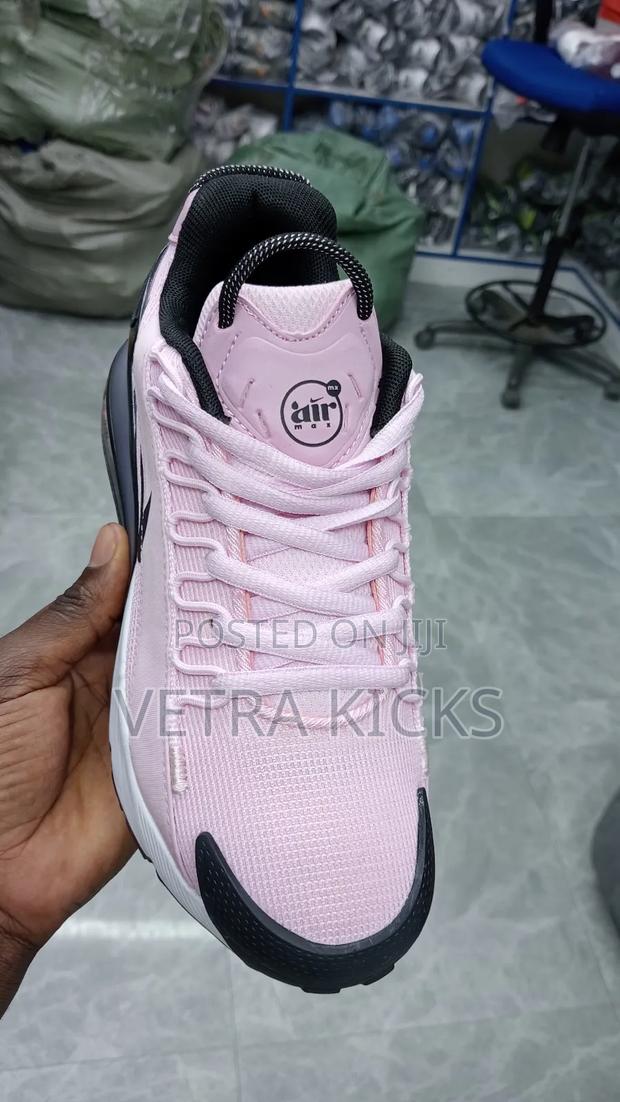 Nike Airmax Pulse in Pink and Black Colourway