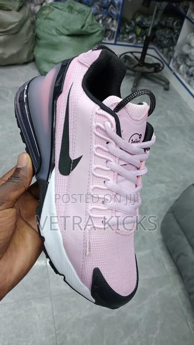 Nike Airmax Pulse in Pink and Black Colourway - thumbnail 2