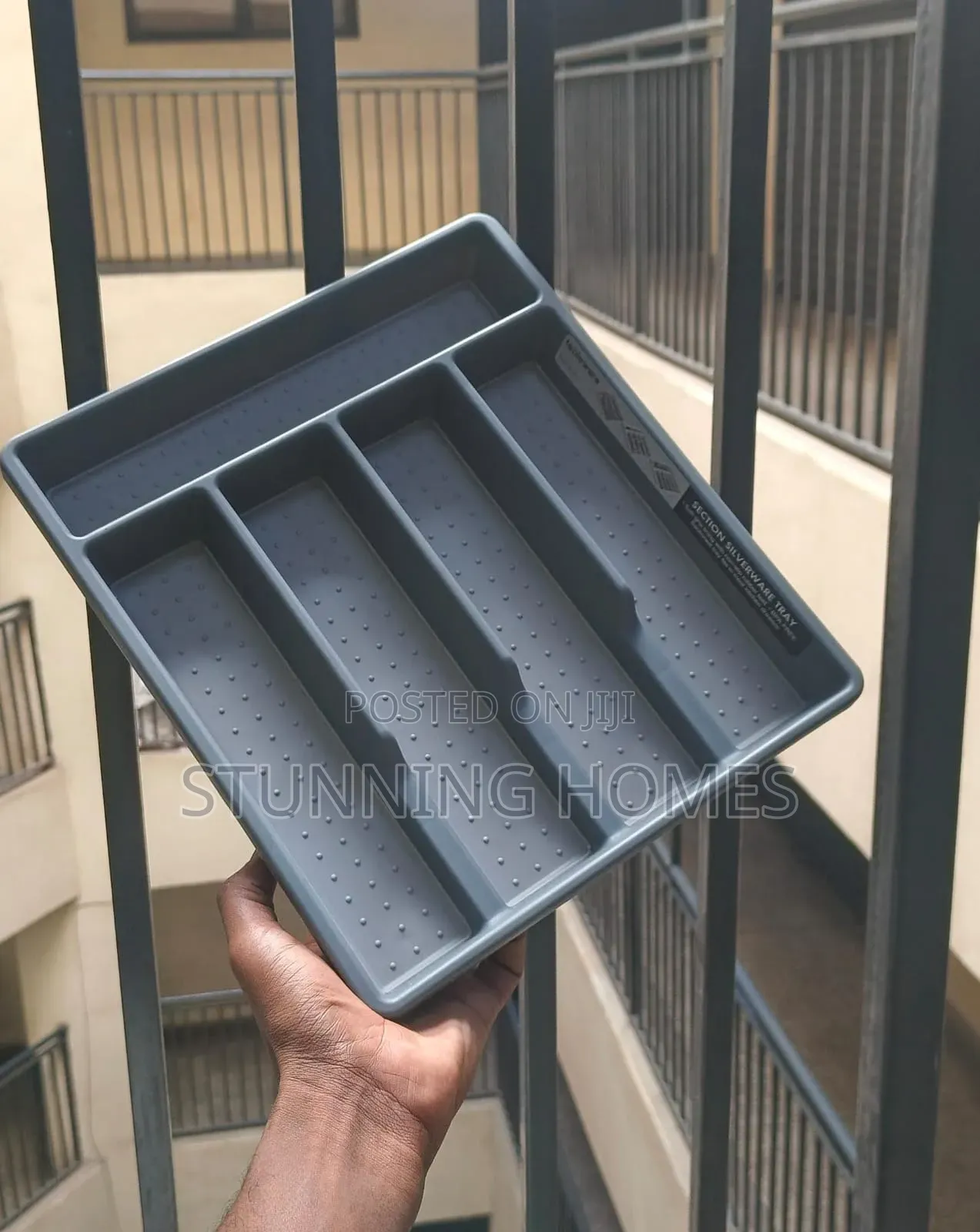 Partitioned Cutlery Organizer
