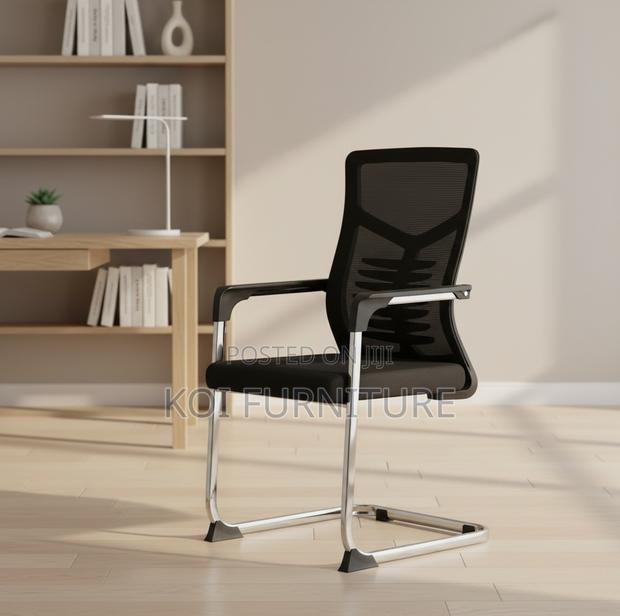 Office Chair : Modern Task Chair With Fixed Arms - thumbnail 4