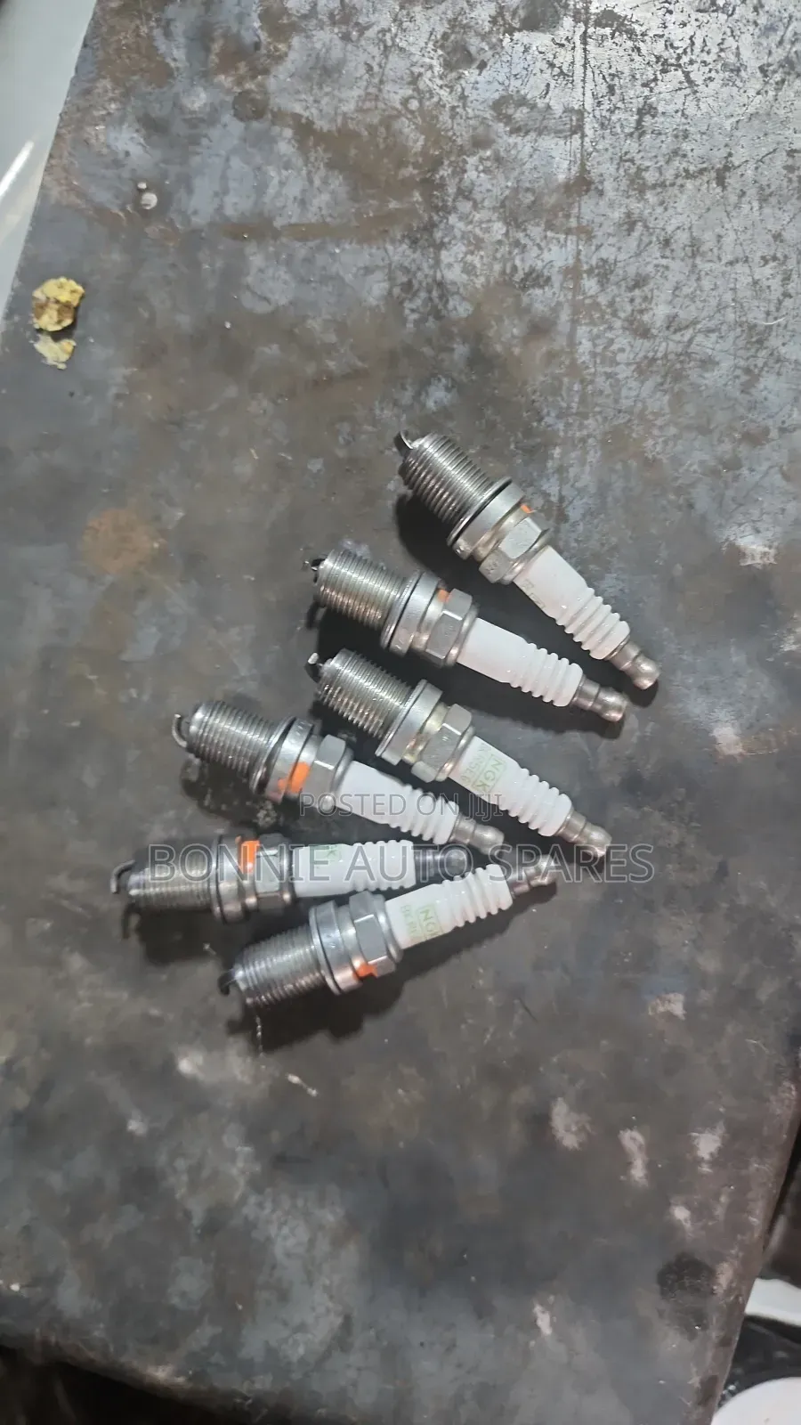 Engine Sparks Plugs